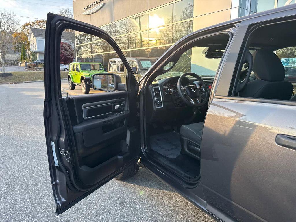 used 2022 Ram 1500 Classic car, priced at $29,900