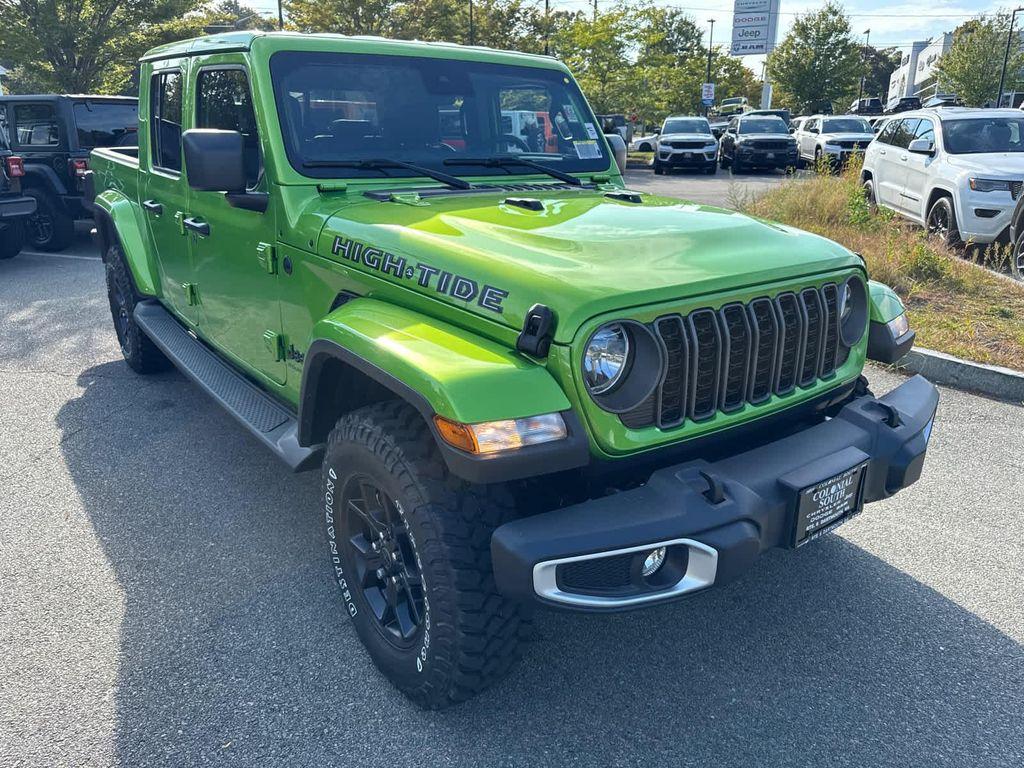 new 2025 Jeep Gladiator car, priced at $47,496
