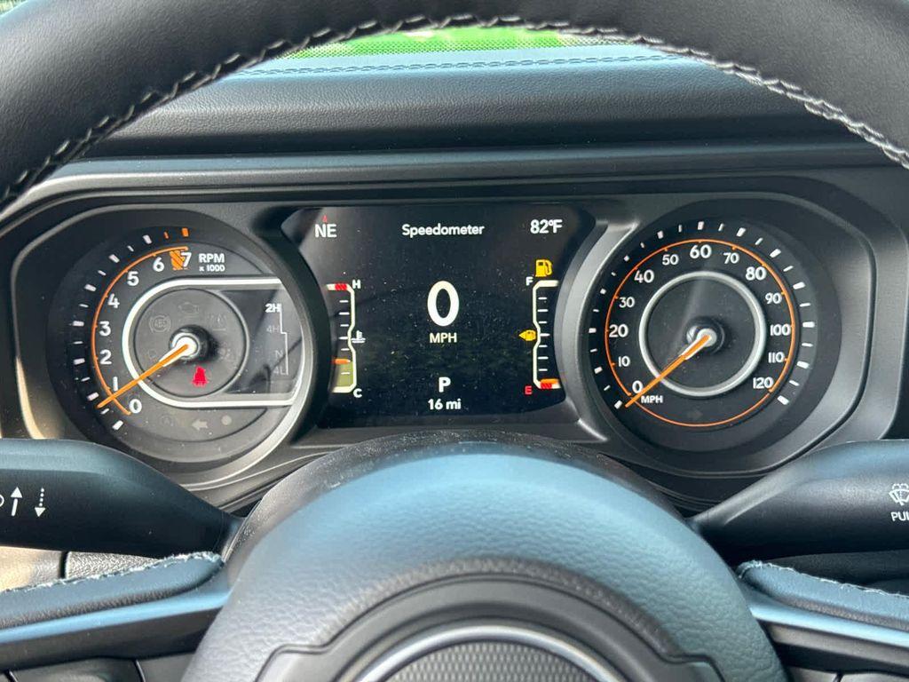 new 2025 Jeep Gladiator car, priced at $47,496