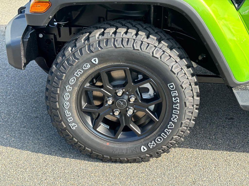 new 2025 Jeep Gladiator car, priced at $47,496