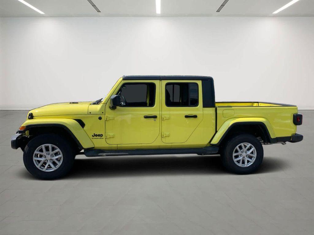 new 2023 Jeep Gladiator car, priced at $37,035