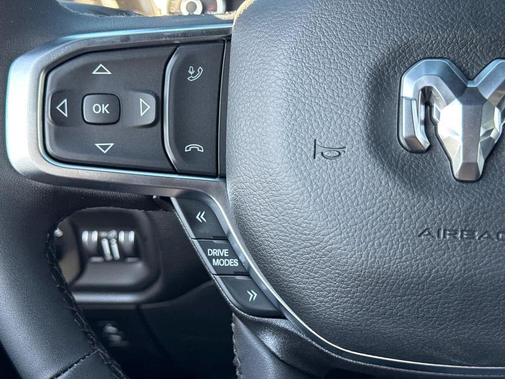 new 2025 Ram 1500 car, priced at $49,682