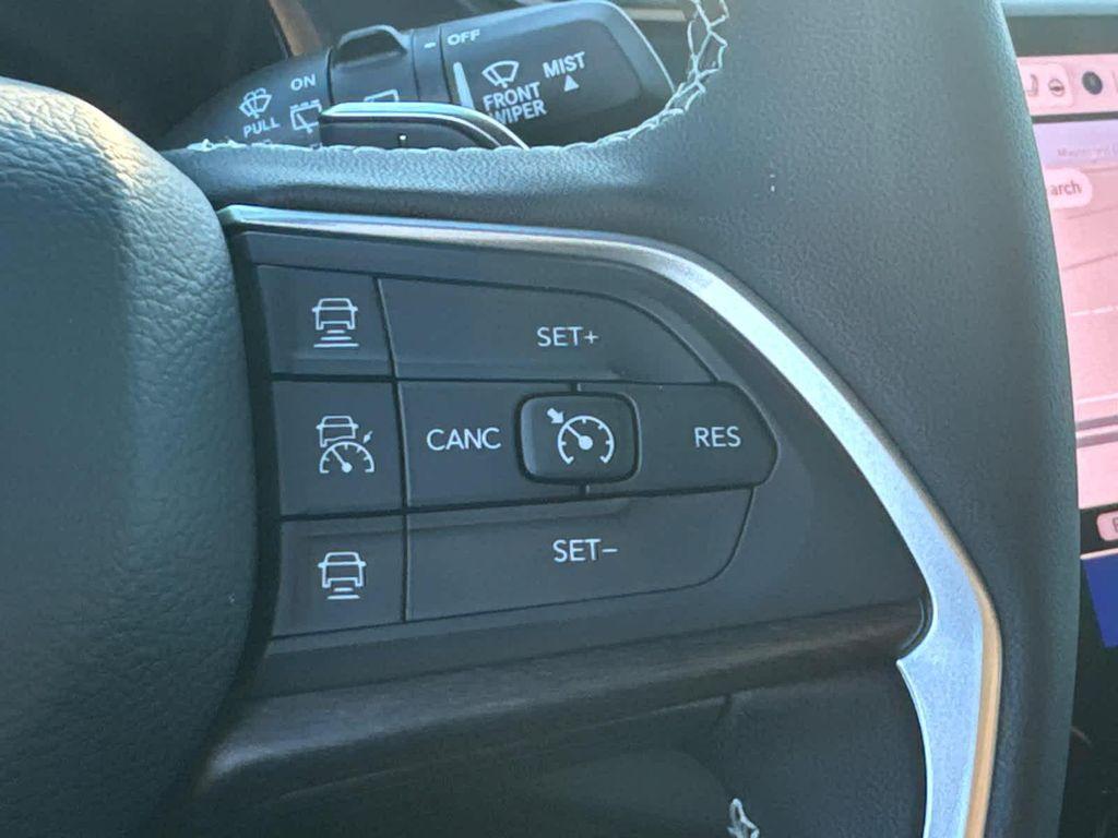 new 2025 Jeep Grand Cherokee car, priced at $44,809