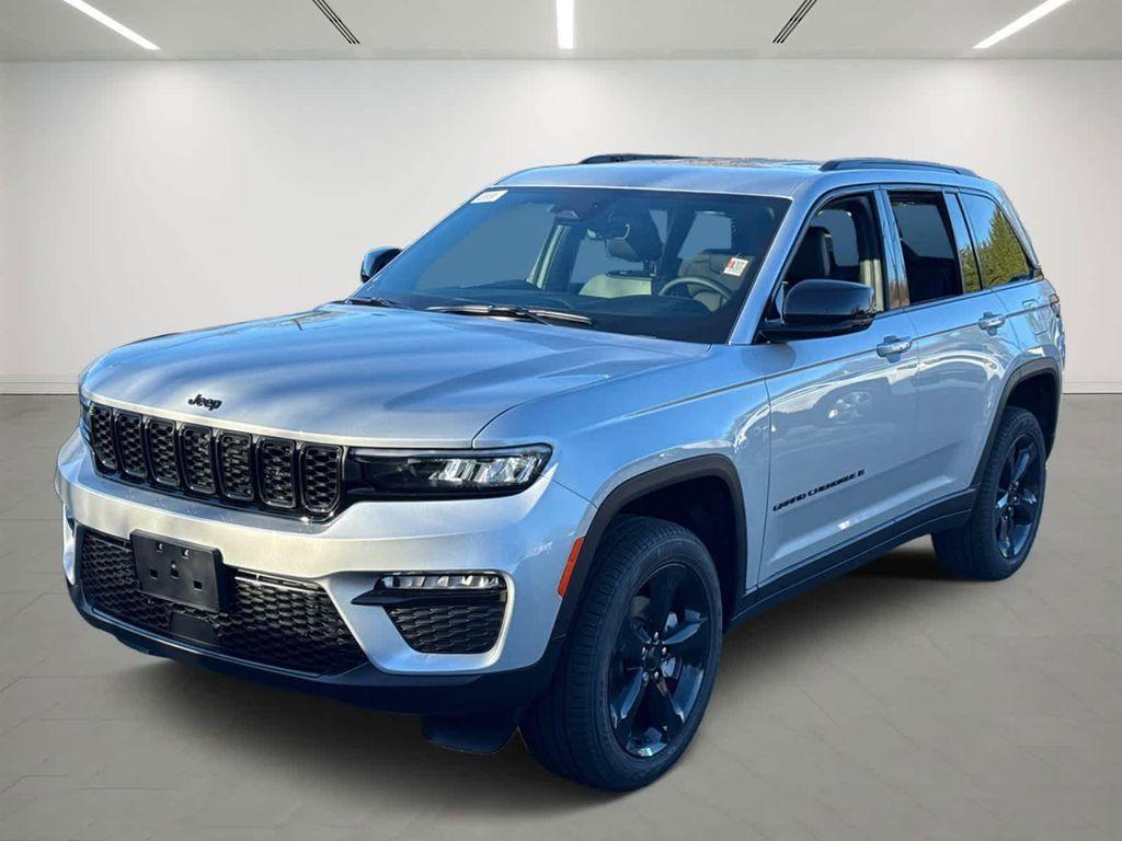new 2025 Jeep Grand Cherokee car, priced at $44,809