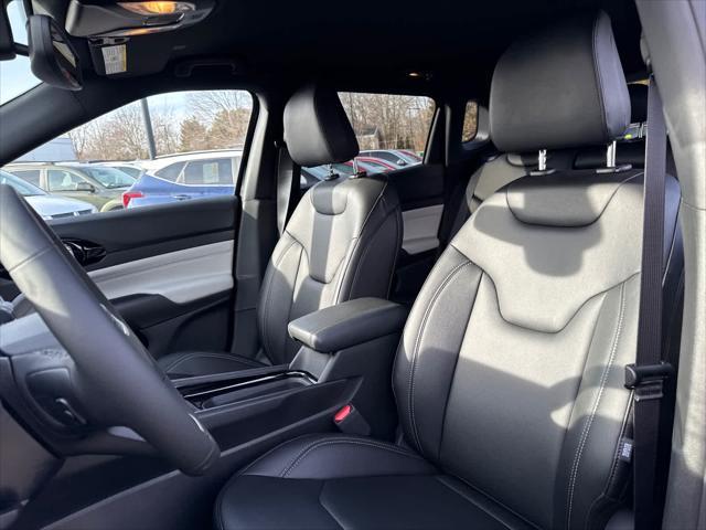 new 2025 Jeep Compass car, priced at $30,654