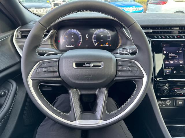 new 2025 Jeep Grand Cherokee car, priced at $37,132