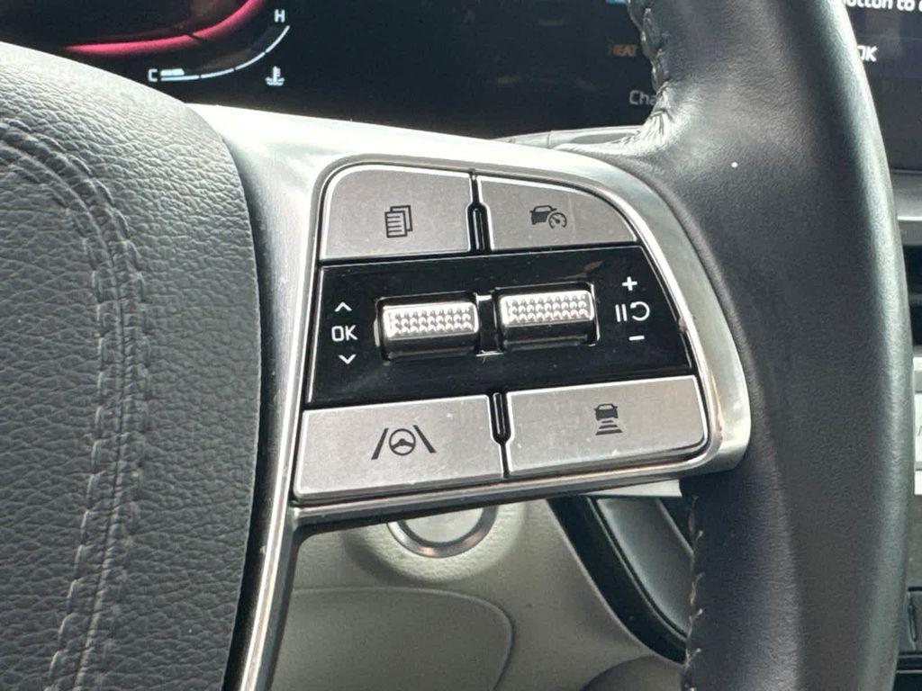 used 2023 Kia Telluride car, priced at $30,500