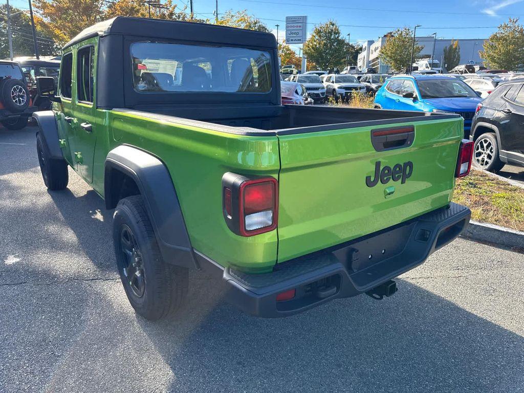 new 2025 Jeep Gladiator car, priced at $37,464