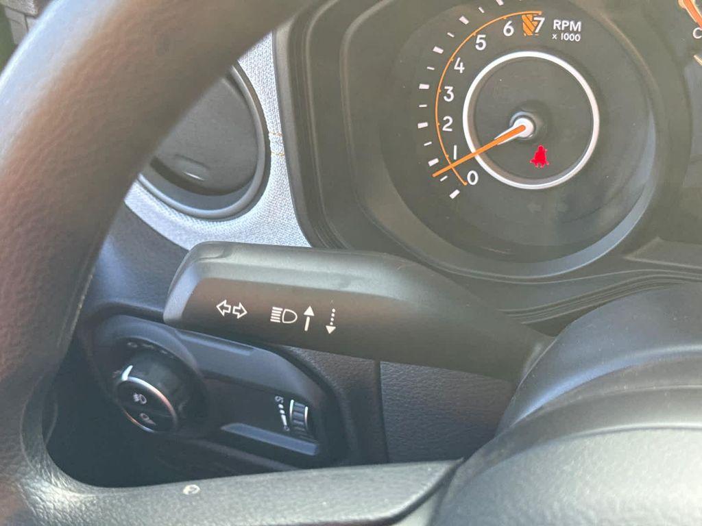 new 2025 Jeep Gladiator car, priced at $37,464