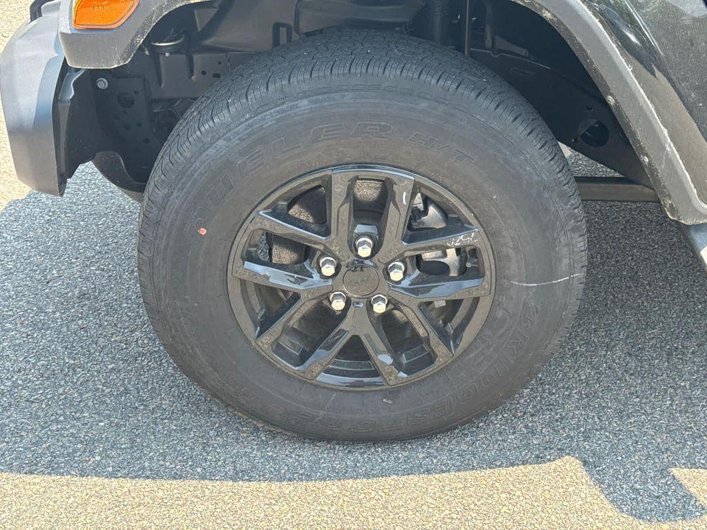 new 2023 Jeep Gladiator car, priced at $38,271