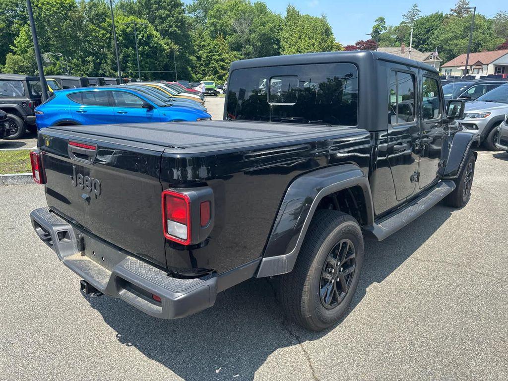 new 2023 Jeep Gladiator car, priced at $38,271
