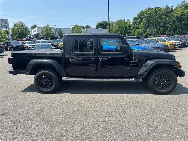 new 2023 Jeep Gladiator car, priced at $44,171