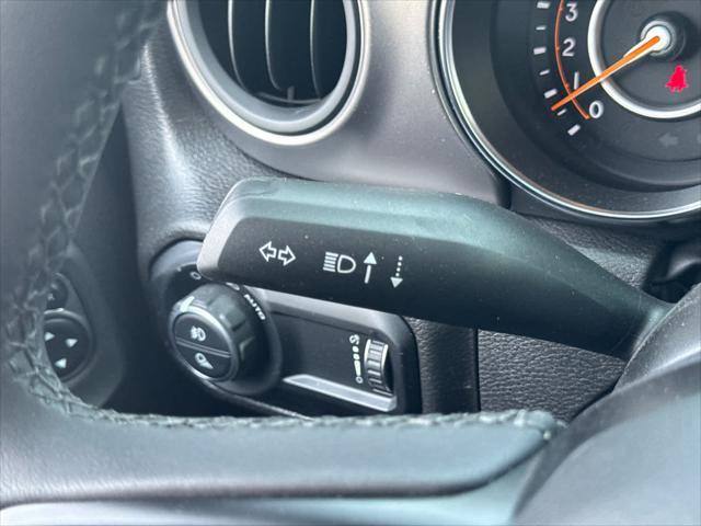 new 2023 Jeep Gladiator car, priced at $44,171