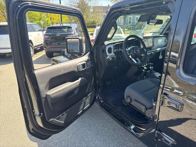 new 2025 Jeep Wrangler car, priced at $48,599