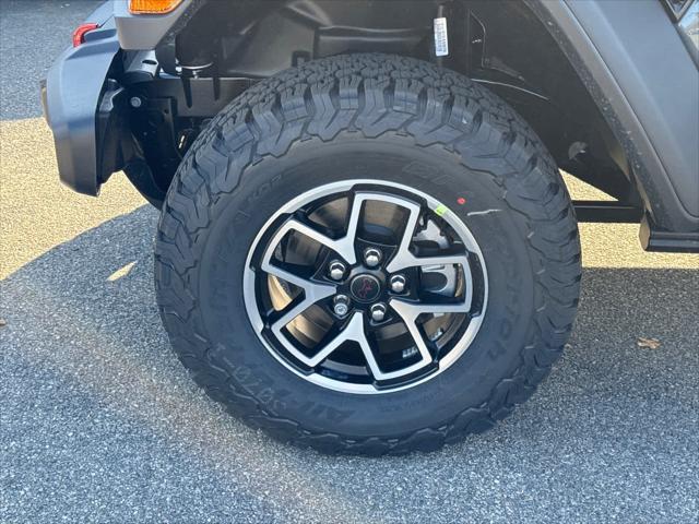 new 2025 Jeep Wrangler car, priced at $44,764