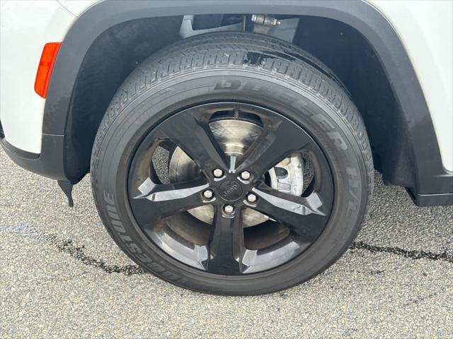 used 2023 Jeep Grand Cherokee L car, priced at $32,800