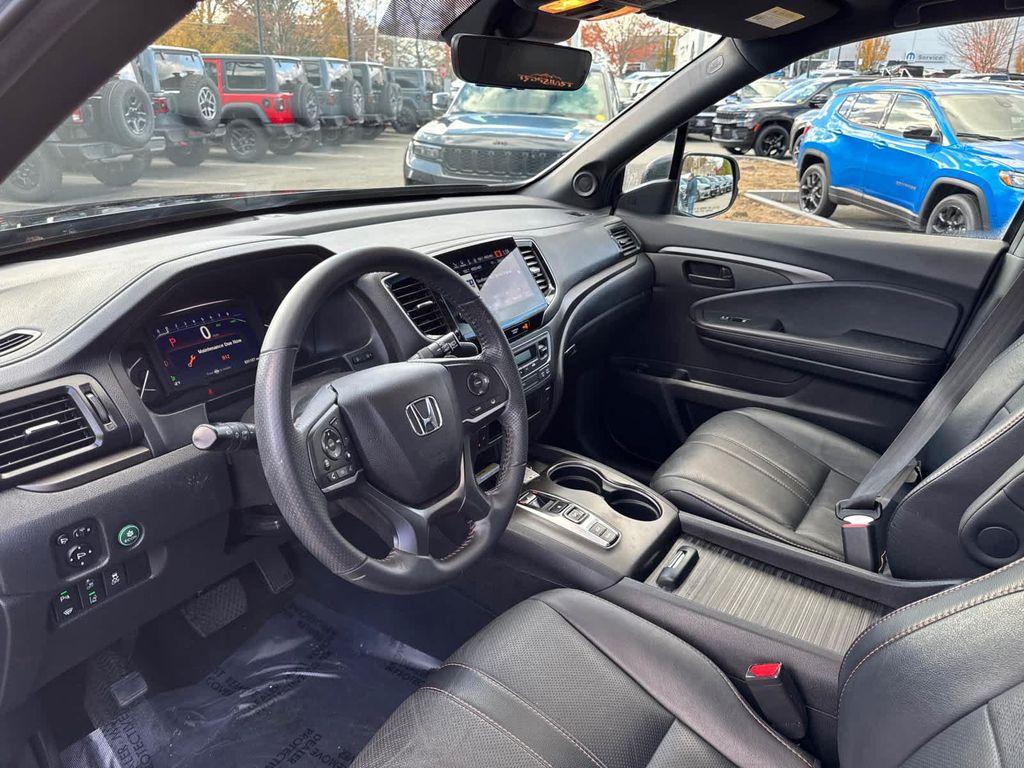 used 2023 Honda Passport car, priced at $33,400