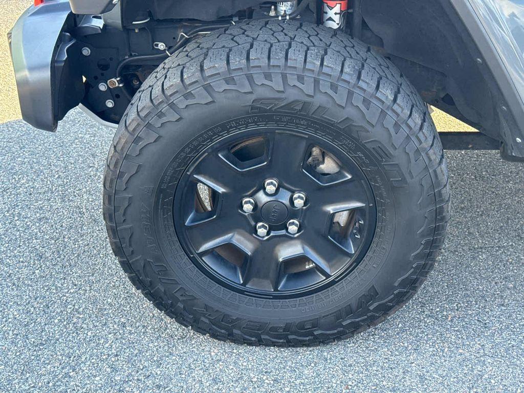 used 2021 Jeep Gladiator car, priced at $34,890