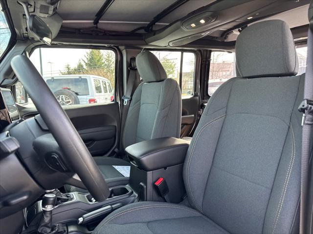 new 2025 Jeep Wrangler car, priced at $35,165