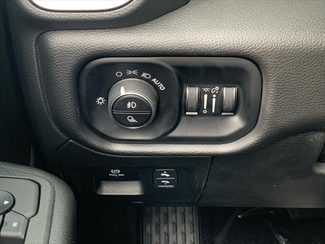 new 2025 Ram 1500 car, priced at $49,322
