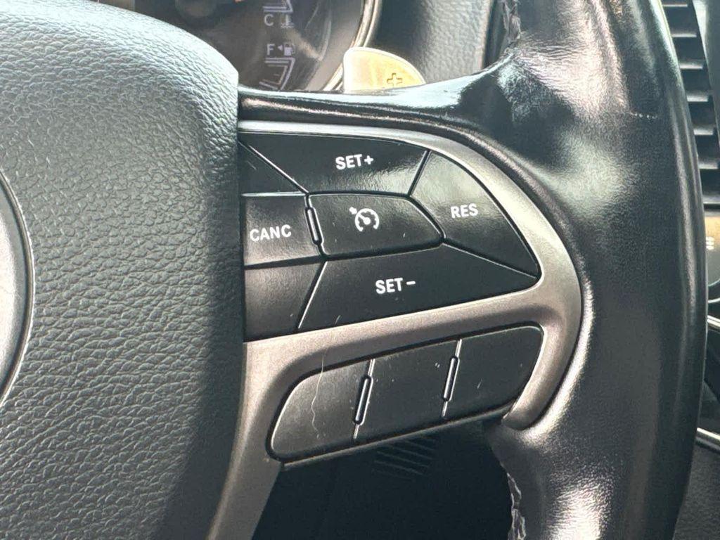 used 2021 Jeep Grand Cherokee car, priced at $32,900