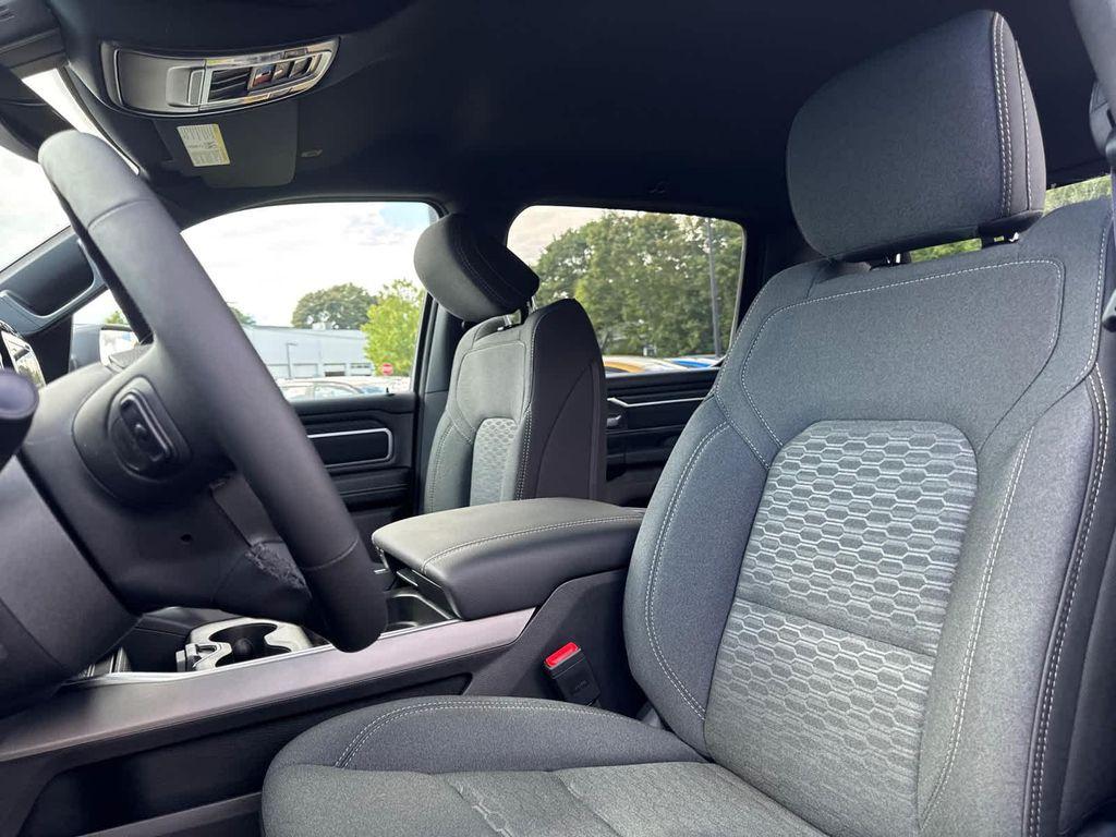 new 2025 Ram 1500 car, priced at $49,413