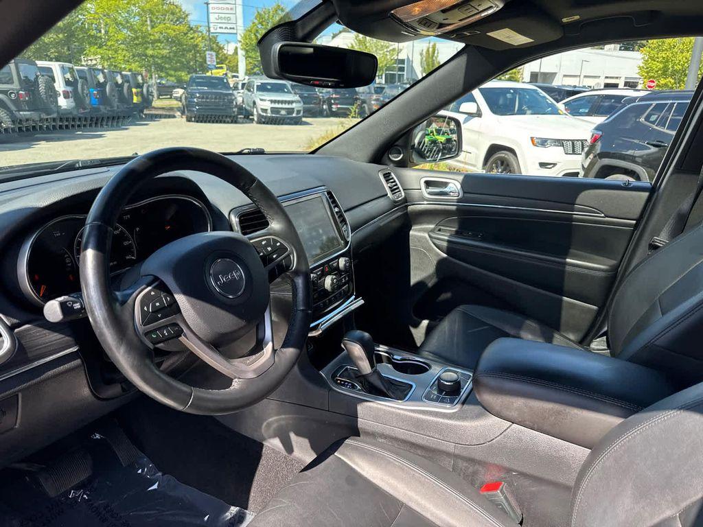 used 2021 Jeep Grand Cherokee car, priced at $22,900