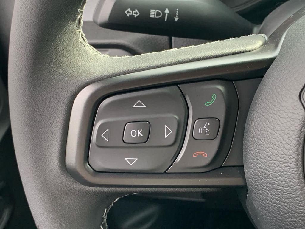 new 2025 Jeep Gladiator car, priced at $41,889