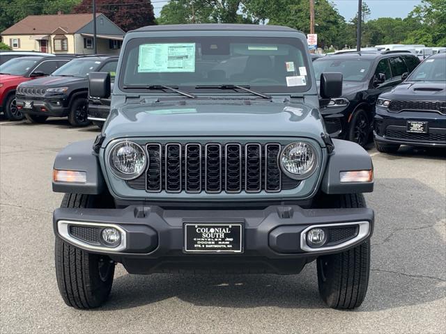 new 2025 Jeep Gladiator car, priced at $40,263
