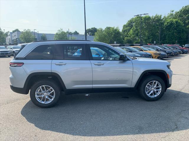new 2025 Jeep Grand Cherokee car, priced at $36,440