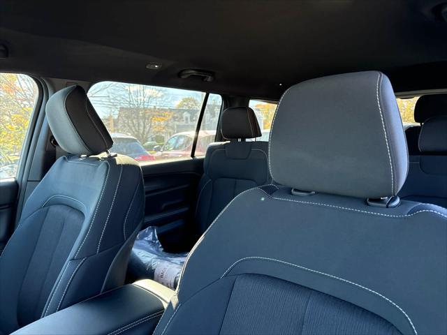 new 2024 Jeep Grand Cherokee L car, priced at $34,202