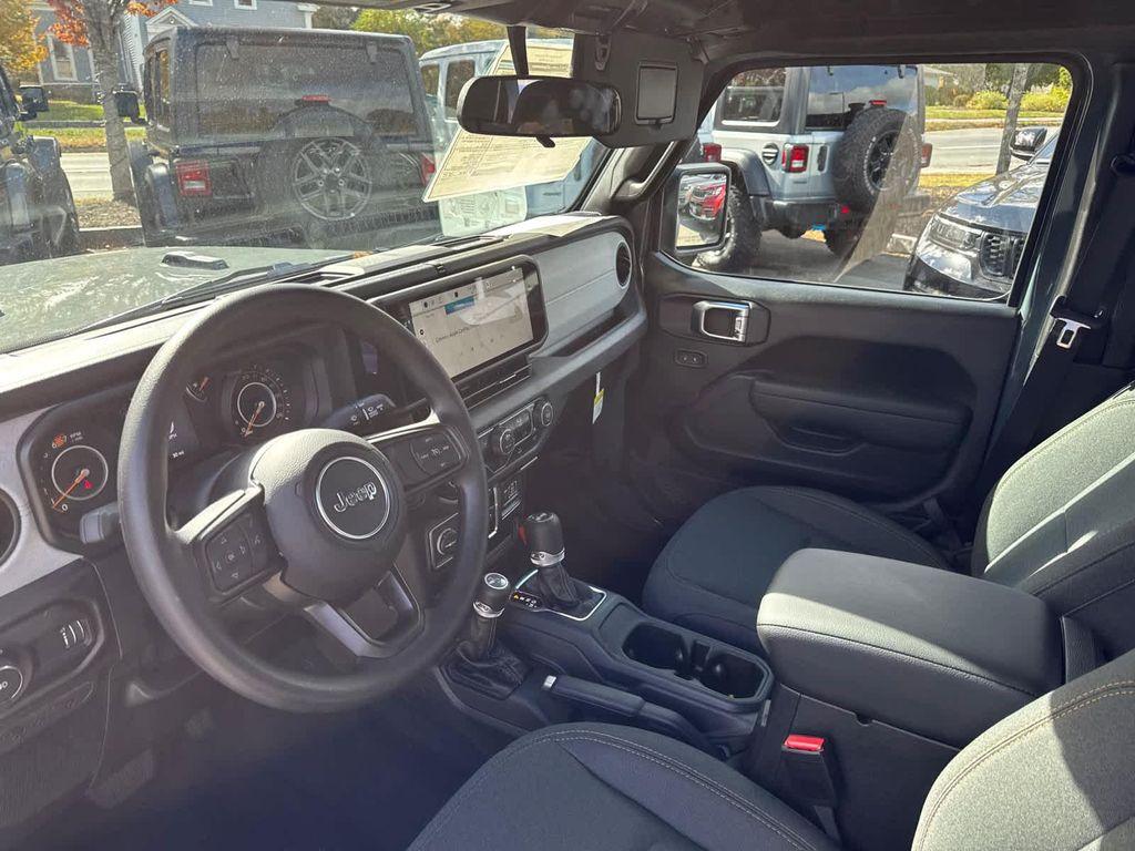 new 2026 Jeep Wrangler car, priced at $43,044