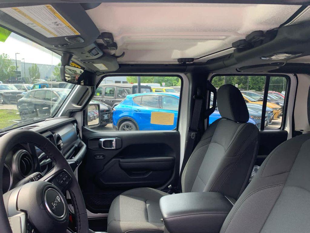 new 2023 Jeep Gladiator car, priced at $43,208
