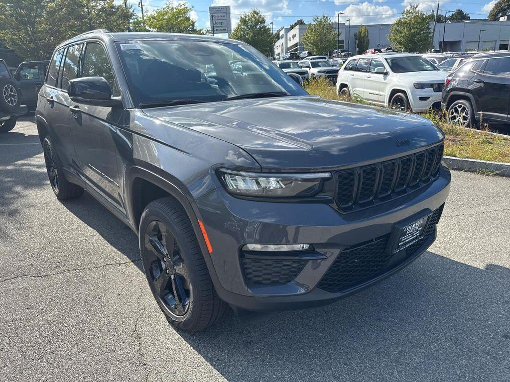 new 2025 Jeep Grand Cherokee car, priced at $46,209
