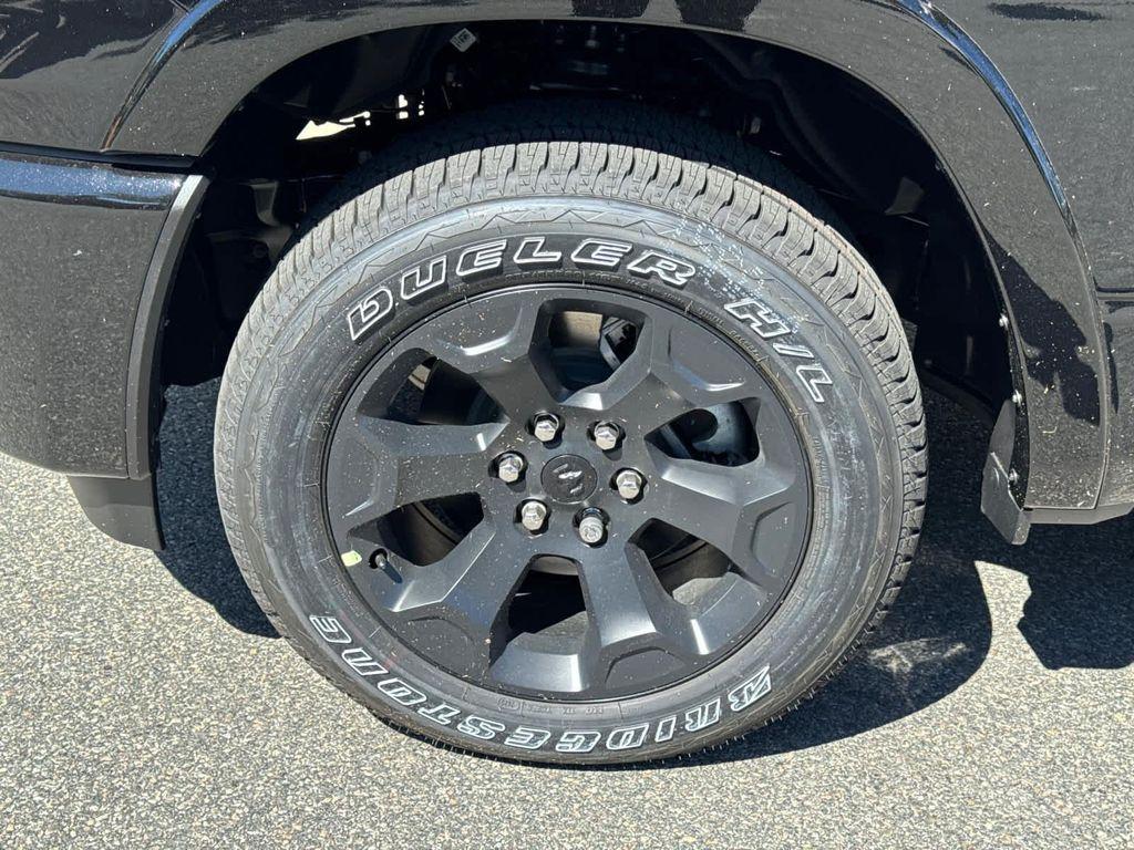 new 2025 Ram 1500 car, priced at $49,371