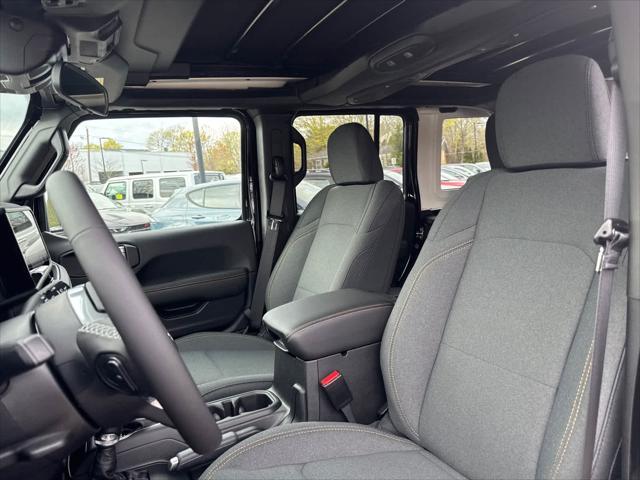 new 2025 Jeep Wrangler car, priced at $48,635
