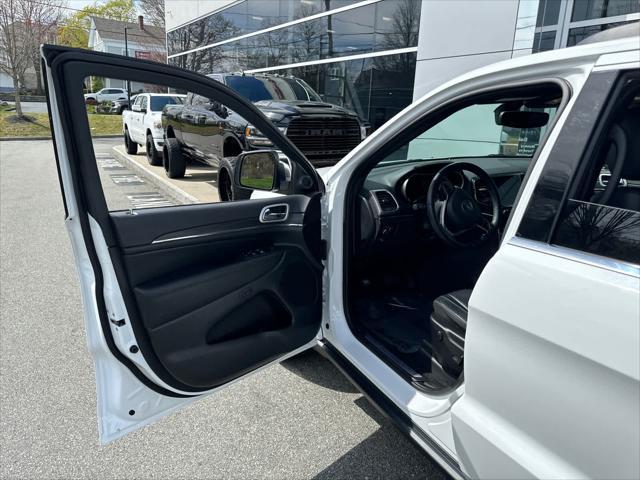 used 2022 Jeep Grand Cherokee car, priced at $26,900