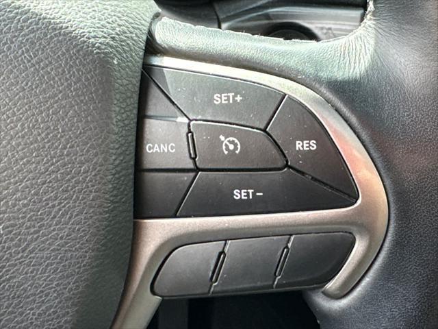 used 2022 Jeep Grand Cherokee car, priced at $26,900