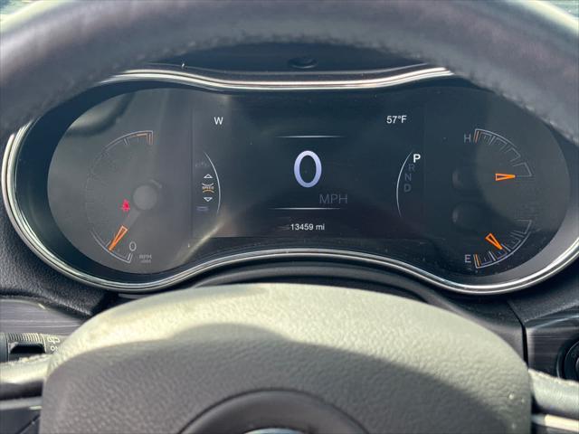 used 2022 Jeep Grand Cherokee car, priced at $26,900