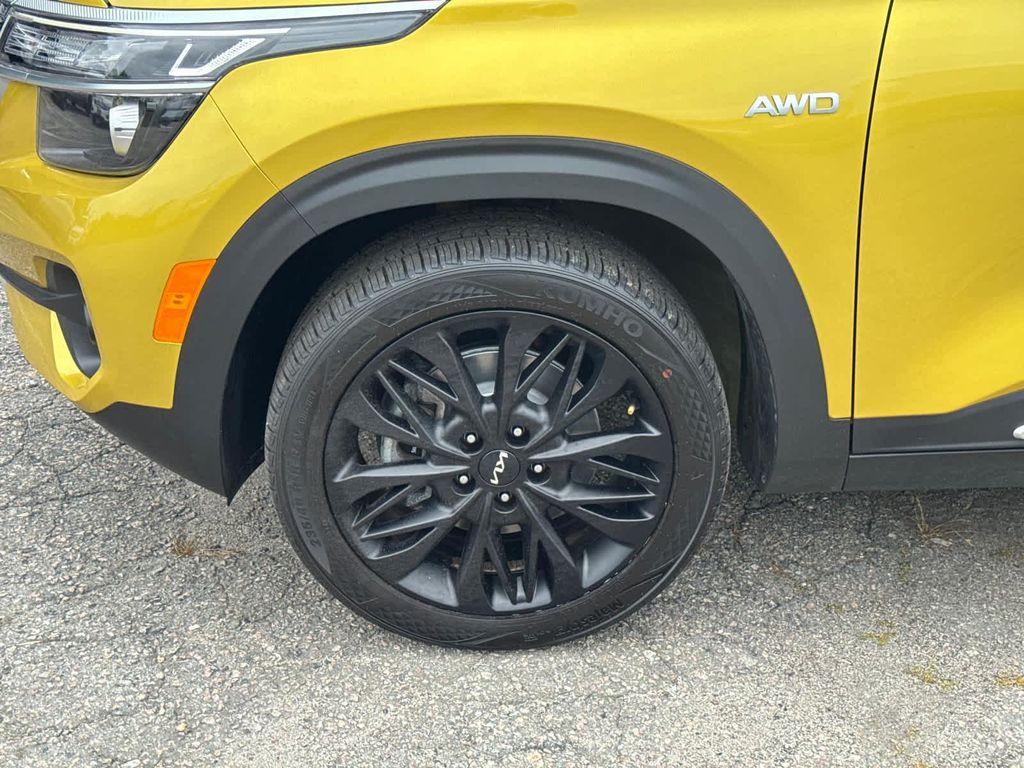used 2023 Kia Seltos car, priced at $20,400