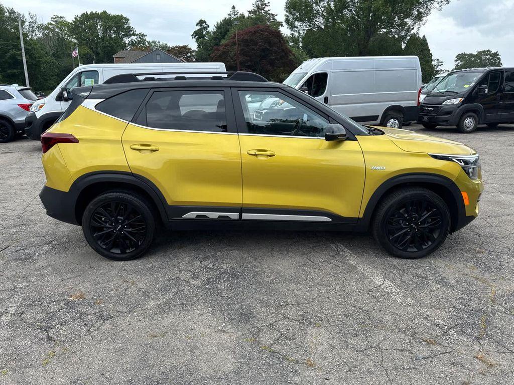 used 2023 Kia Seltos car, priced at $20,400