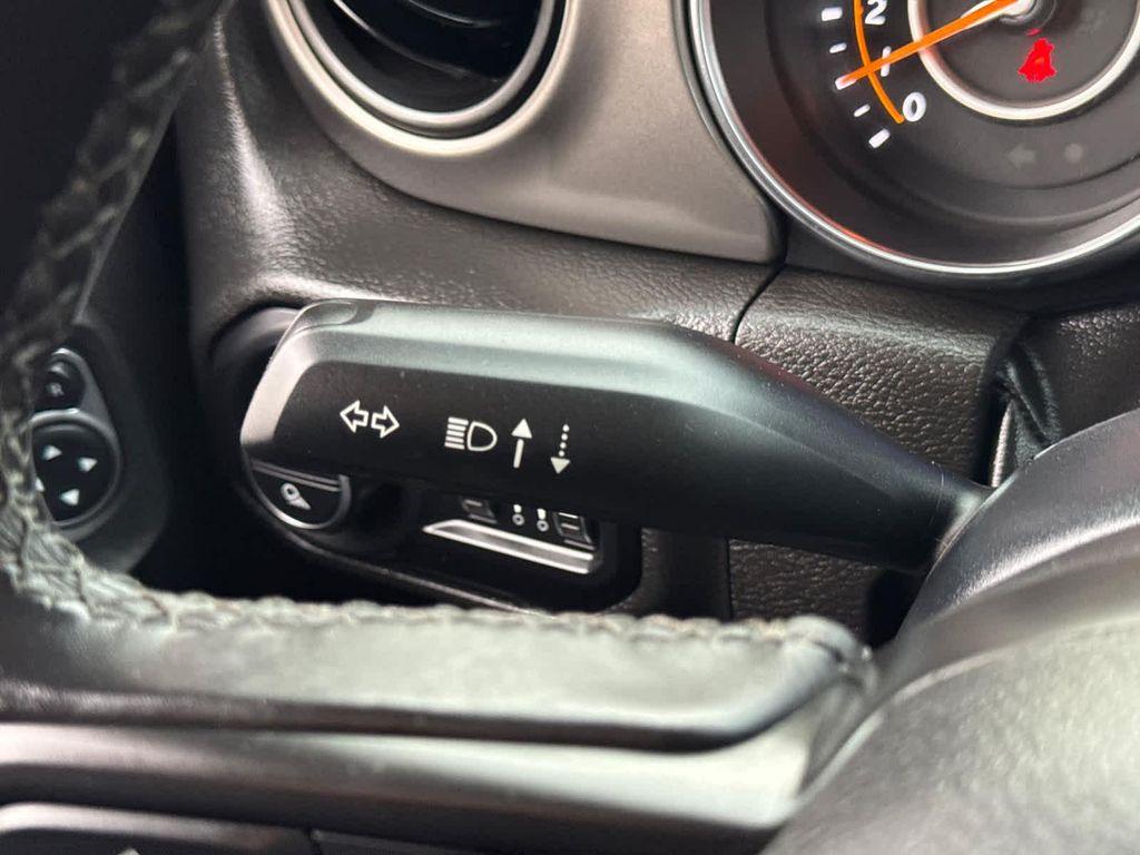 used 2022 Jeep Gladiator car, priced at $31,300