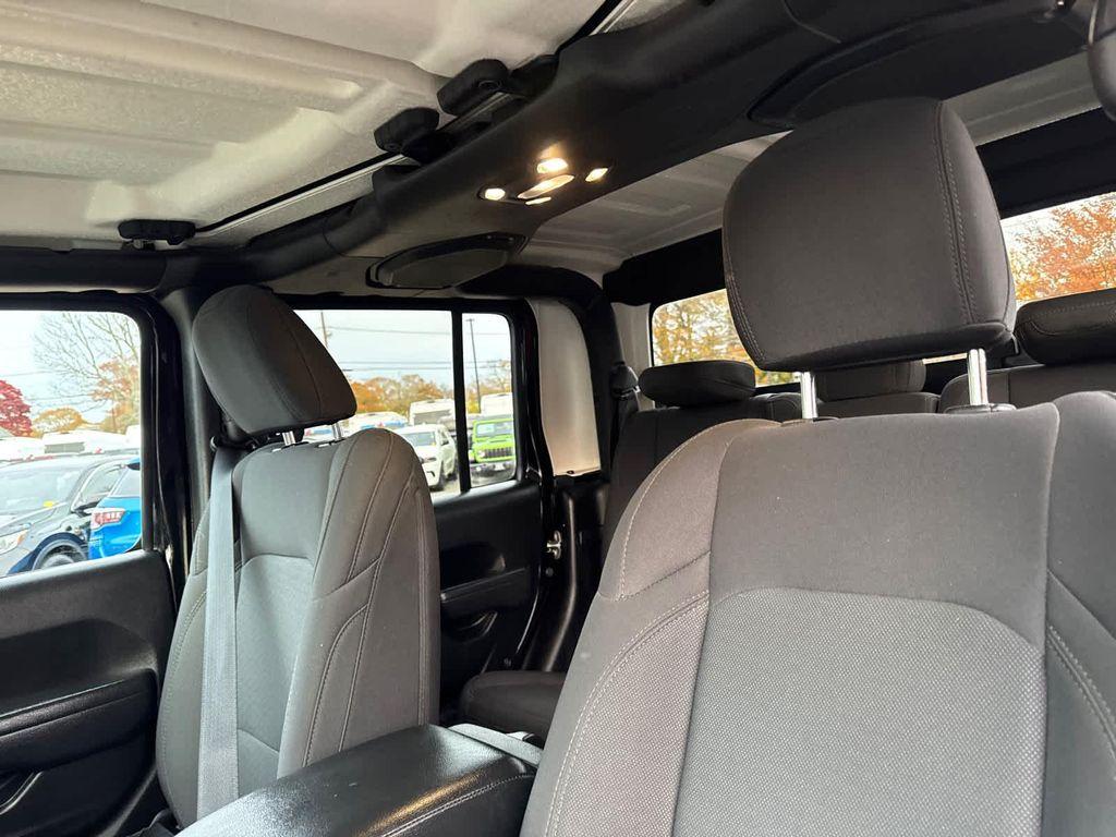 used 2022 Jeep Gladiator car, priced at $31,300