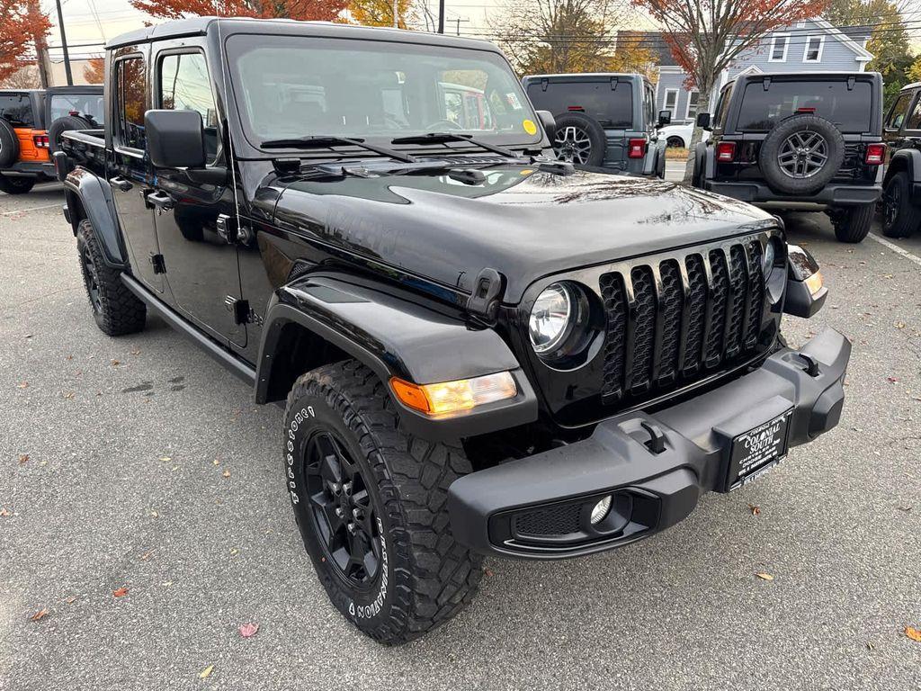 used 2022 Jeep Gladiator car, priced at $31,300