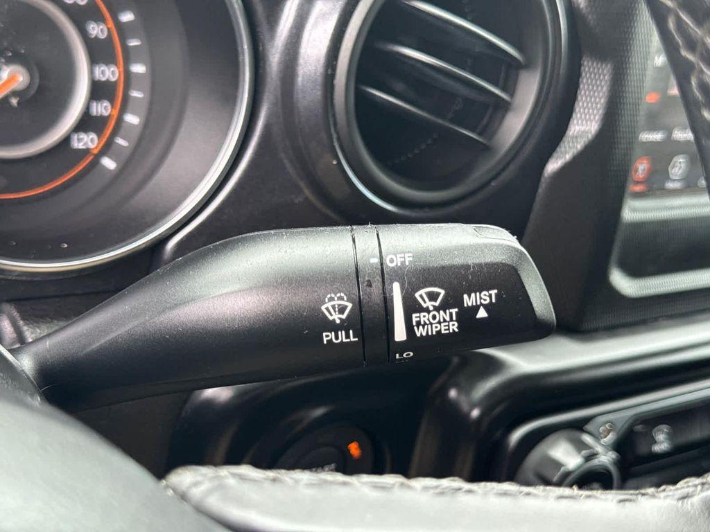 used 2022 Jeep Gladiator car, priced at $32,400