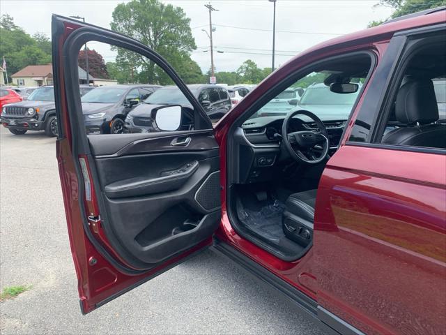 used 2022 Jeep Grand Cherokee car, priced at $32,300