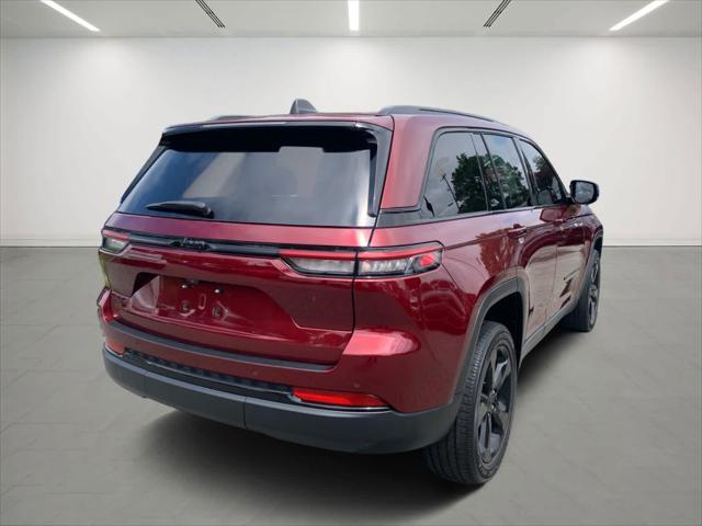 used 2022 Jeep Grand Cherokee car, priced at $32,300
