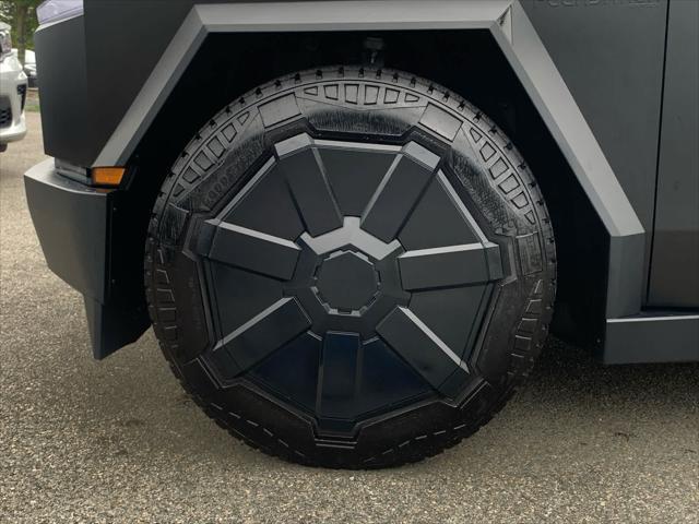 used 2024 Tesla Cybertruck car, priced at $89,968