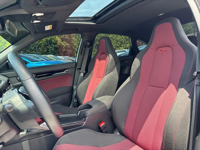 used 2025 Honda Civic Si car, priced at $30,900