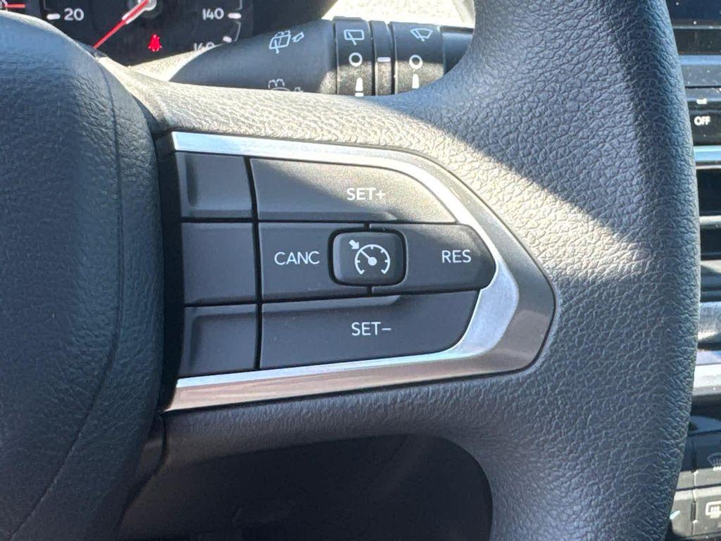 new 2025 Jeep Compass car, priced at $30,089